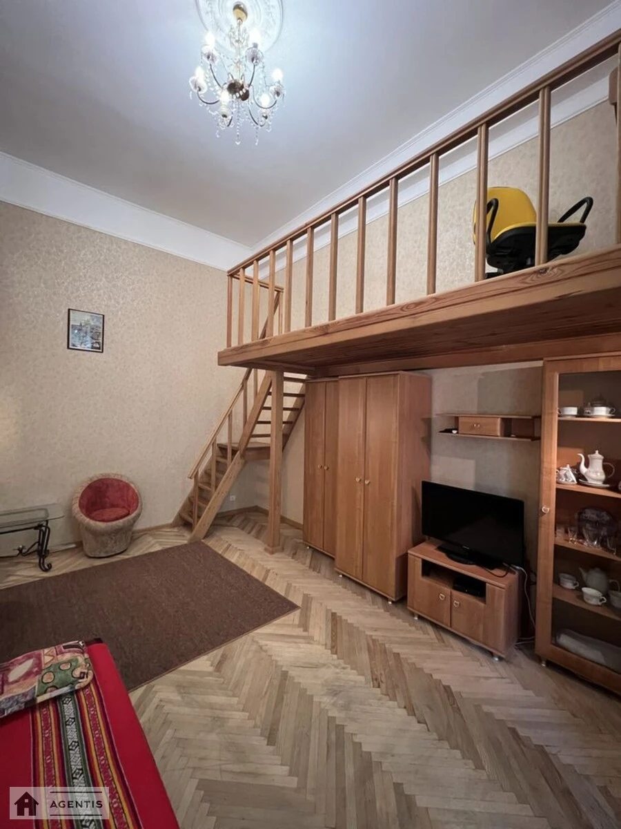 Сдам квартиру. 1 room, 40 m², 2nd floor/6 floors. Институтская, Киев. 