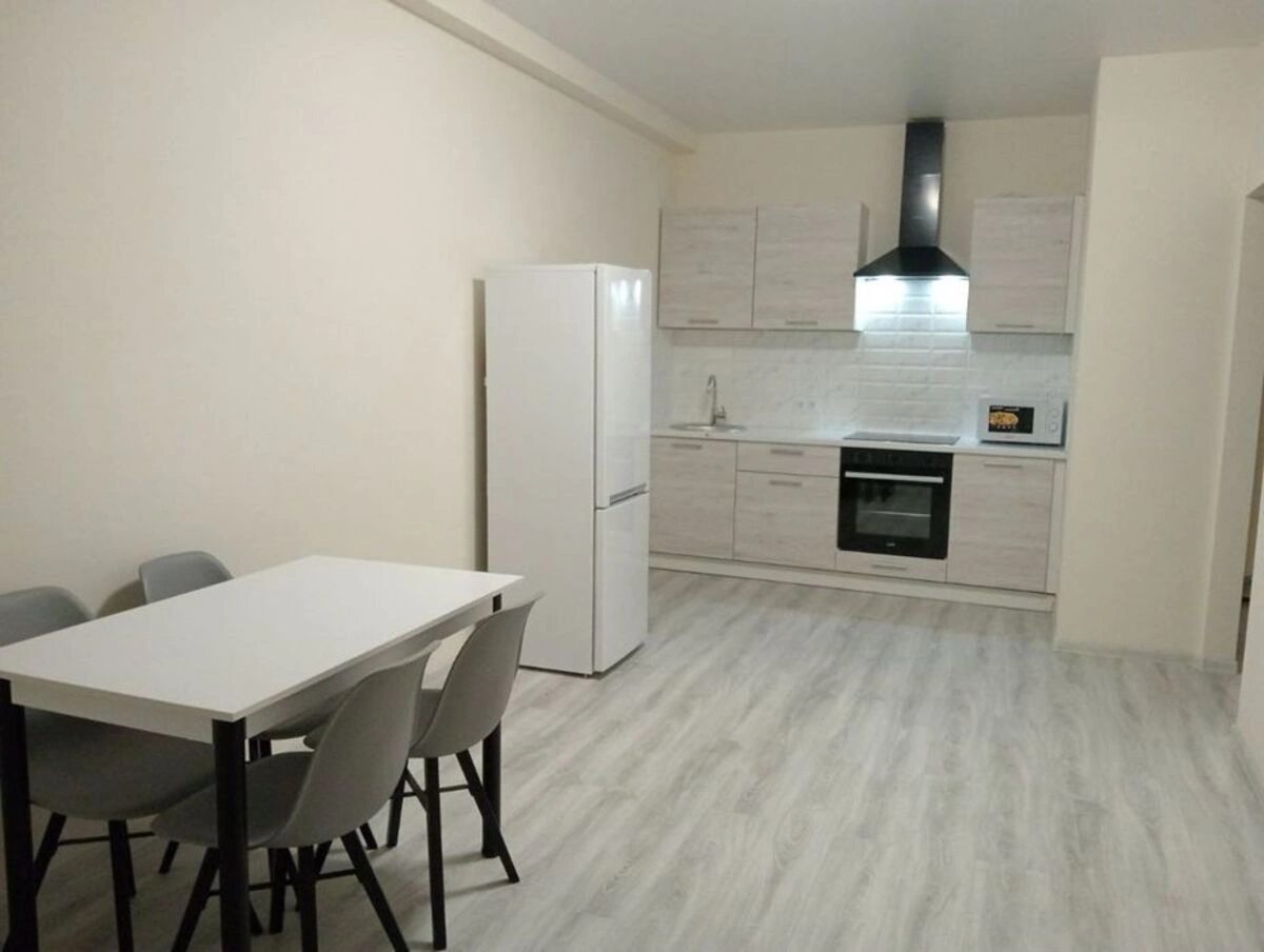Apartment for rent. 1 room, 41 m², 18 floor/21 floors. Solomyanskyy rayon, Kyiv. 