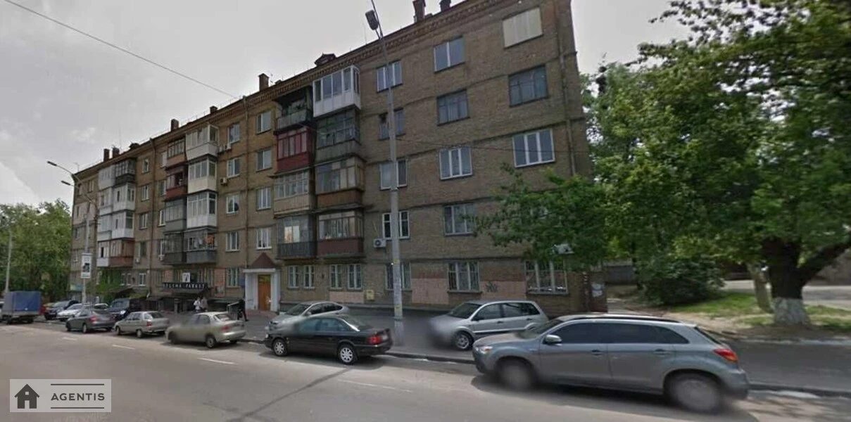 Apartment for rent. 3 rooms, 78 m², 5th floor/5 floors. 27, Vasylkivska 27, Kyiv. 