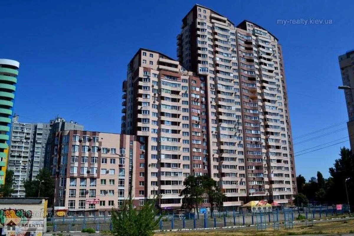 Здам квартиру. 2 rooms, 53 m², 18 floor/29 floors. 17, Харківське 17, Київ. 