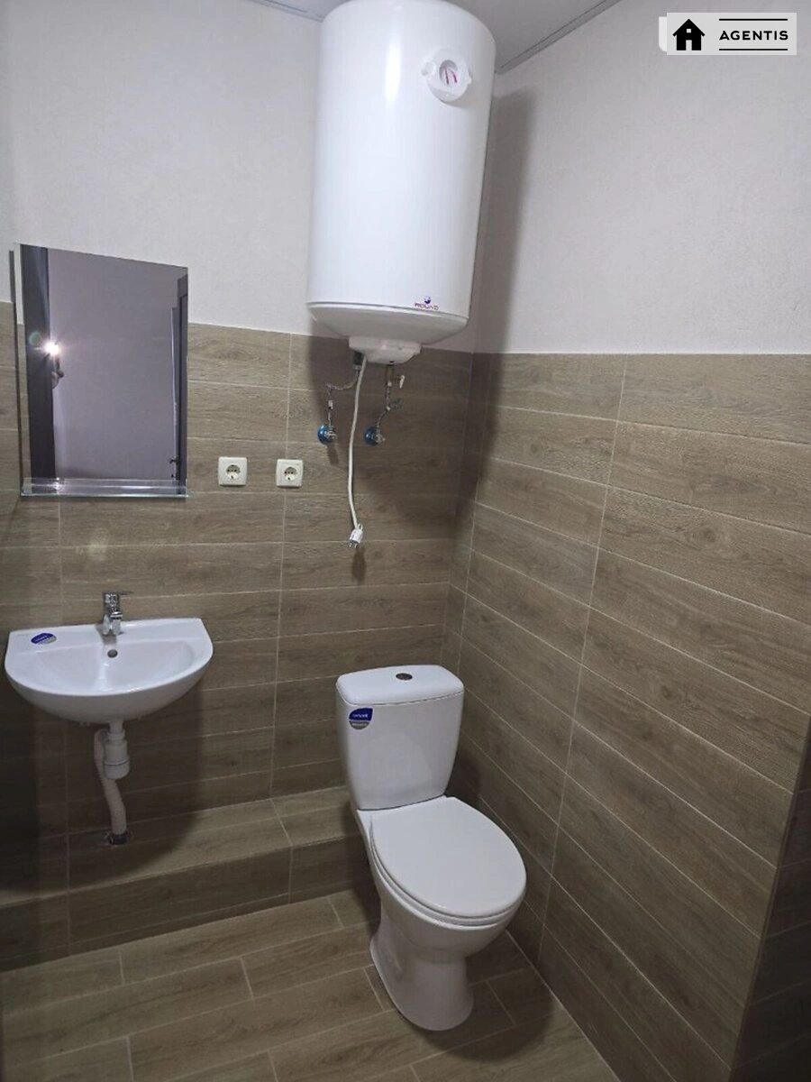 Здам квартиру. 1 room, 35 m², 8th floor/9 floors. 12, Романа Шухевича просп. (Генерала Ватутіна), Київ. 