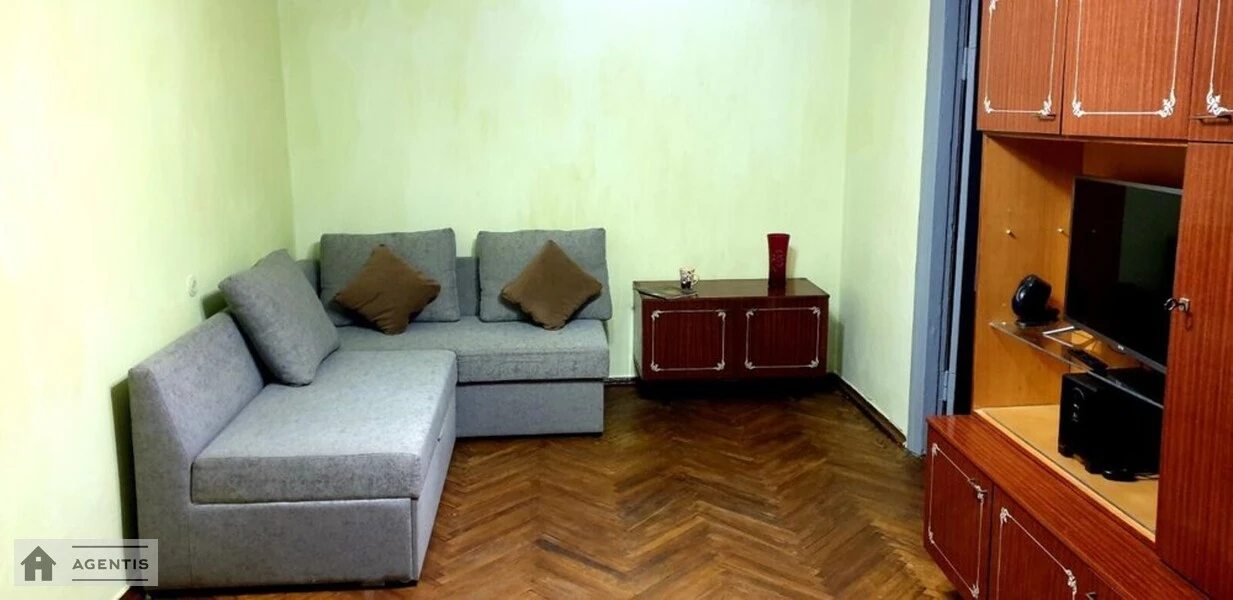 Apartment for rent. 2 rooms, 47 m², 4th floor/5 floors. Holosiyivskyy rayon, Kyiv. 