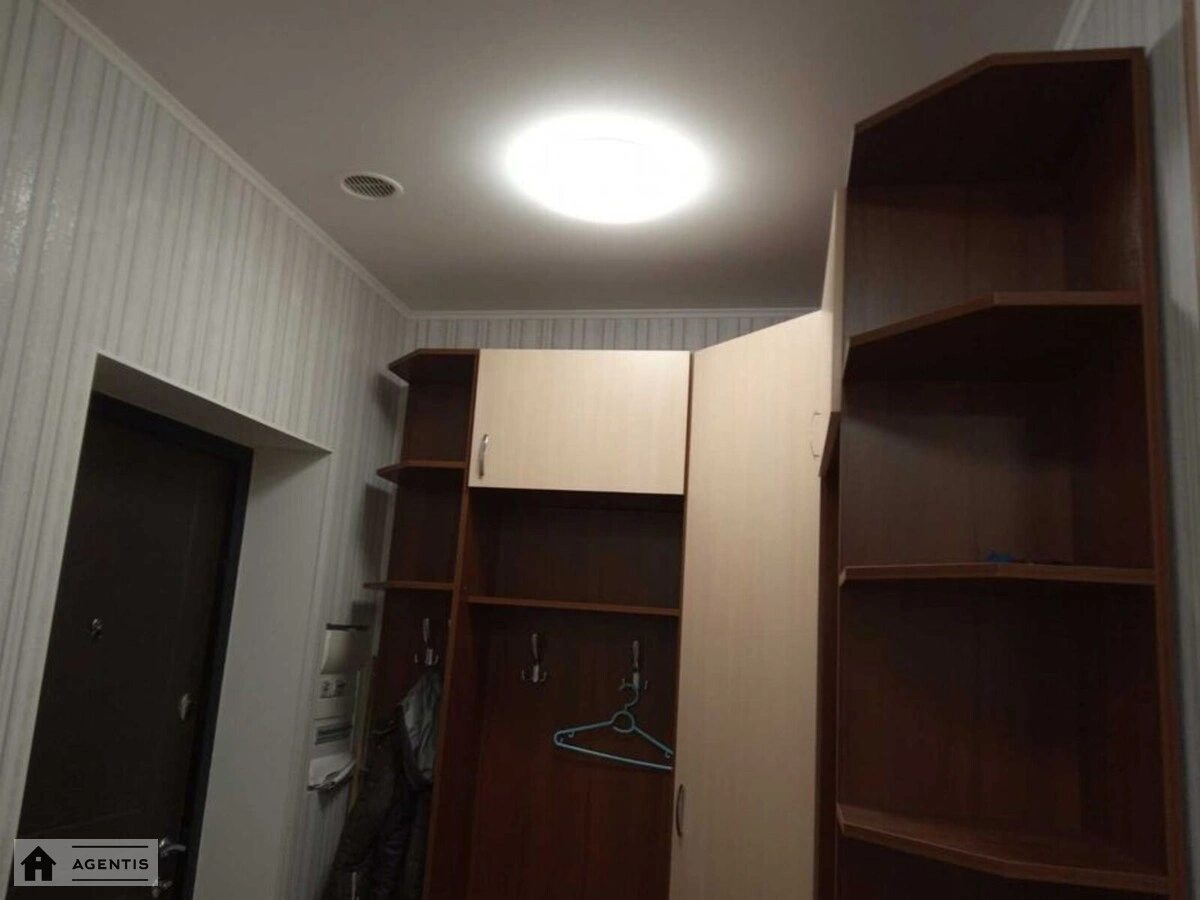 Apartment for rent. 2 rooms, 62 m², 24 floor/26 floors. 2, Novopolova 2, Kyiv. 