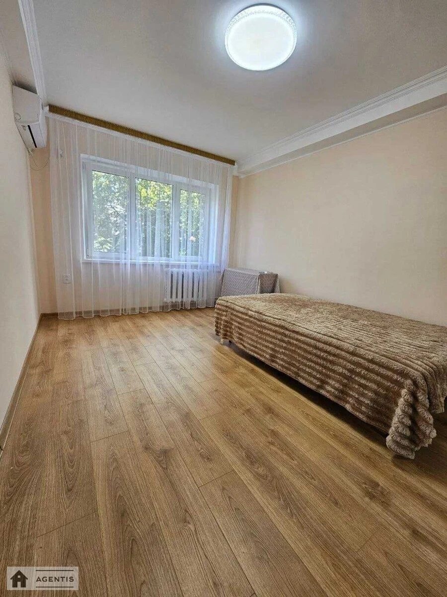 Apartment for rent. 2 rooms, 46 m², 2nd floor/5 floors. 9, Darnytckiy 9, Kyiv. 