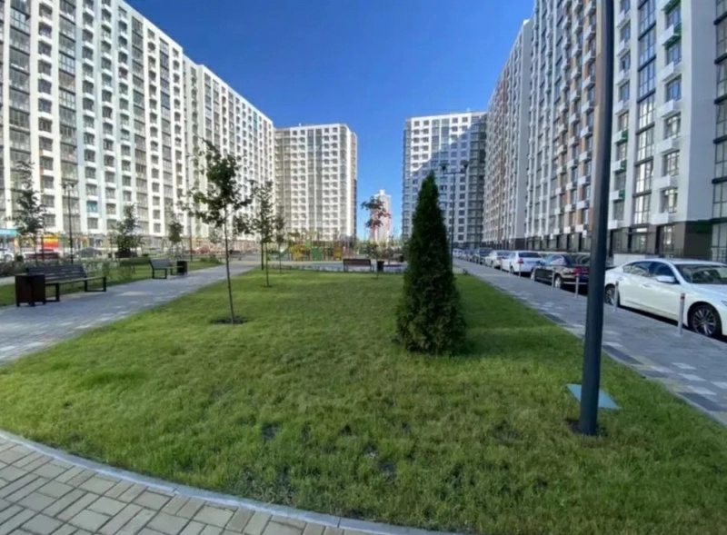 Apartments for sale. 1 room, 41 m², 12 floor/16 floors. 60, Tyraspolska 60, Kyiv. 