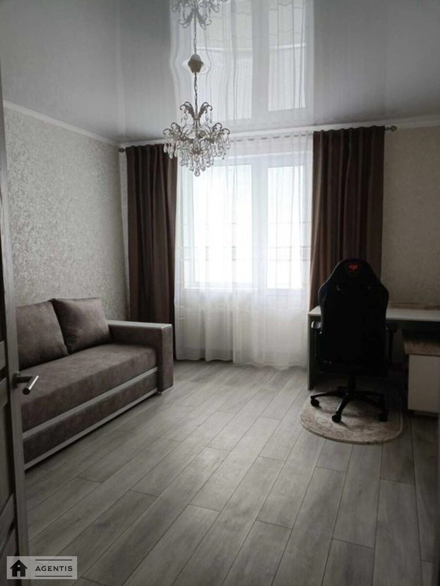 Apartment for rent. 2 rooms, 53 m², 18 floor/29 floors. 17, Kharkivske 17, Kyiv. 