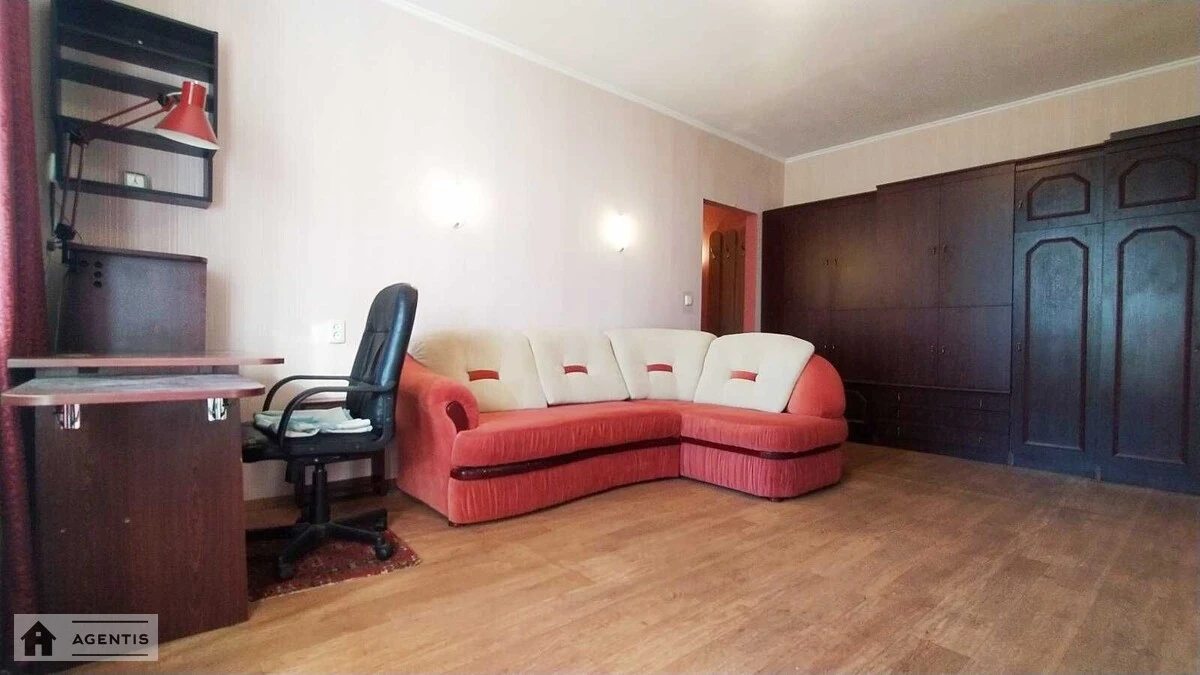 Здам квартиру. 2 rooms, 57 m², 9th floor/9 floors. Захарівська, Київ. 