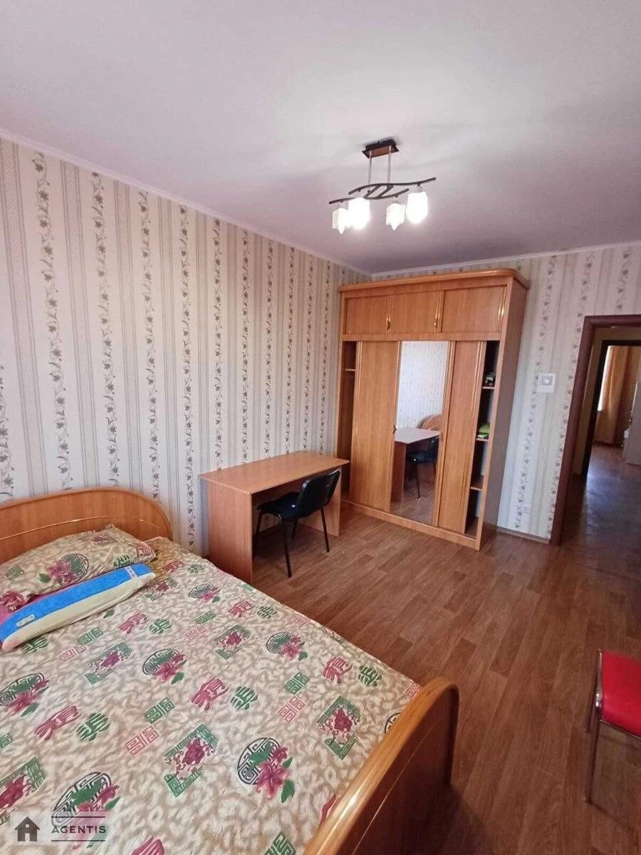 Сдам квартиру. 3 rooms, 84 m², 10th floor/25 floors. Дарницкий район, Киев. 