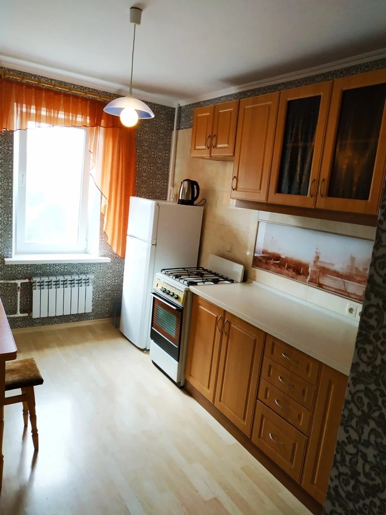 Apartment for rent. 1 room, 39 m², 7th floor/10 floors. 81, Mayakovskogo Volodimyra 81, Kyiv. 