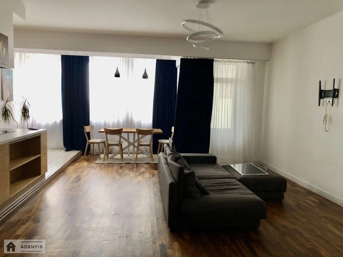 Apartment for rent. 2 rooms, 99 m², 6th floor/21 floors. Mykoly Mikhnovskoho bulv. Druzhby Narodiv, Kyiv. 