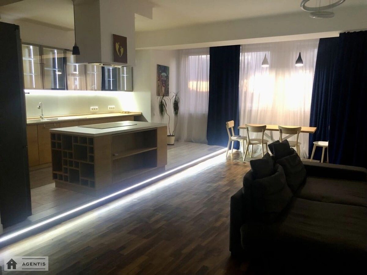Apartment for rent. 2 rooms, 99 m², 6th floor/21 floors. Mykoly Mikhnovskoho bulv. Druzhby Narodiv, Kyiv. 