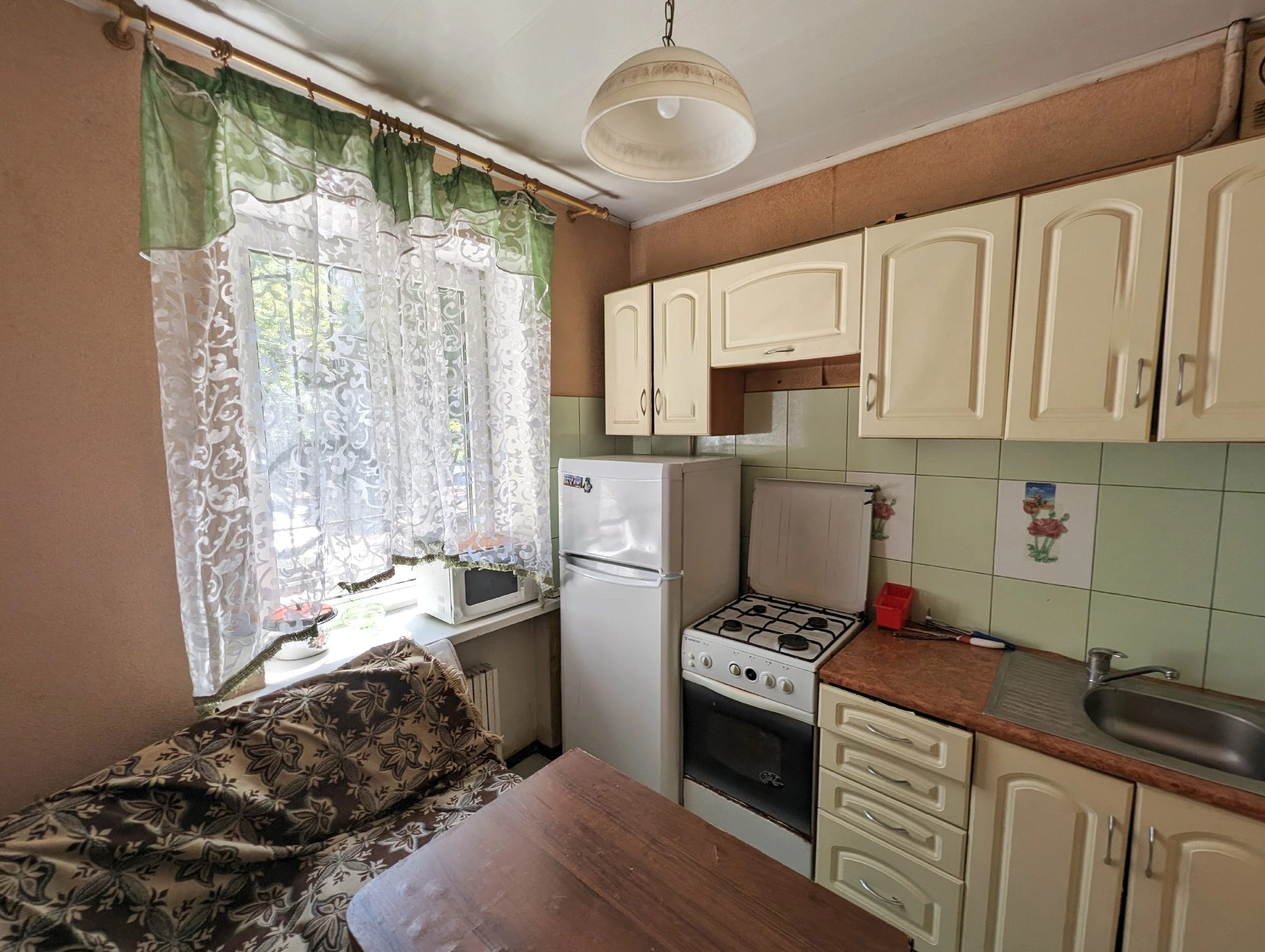 Предлагается 2-комнатная квартира в Приморском районе на ул. Сегедская