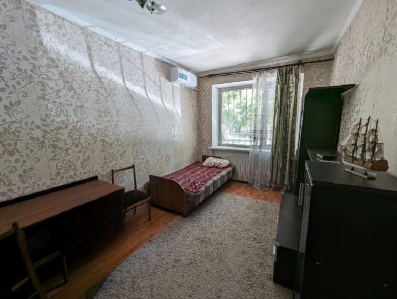 Пропонується 2-кімнатна квартира в Приморському районі по вул. Сегедсь