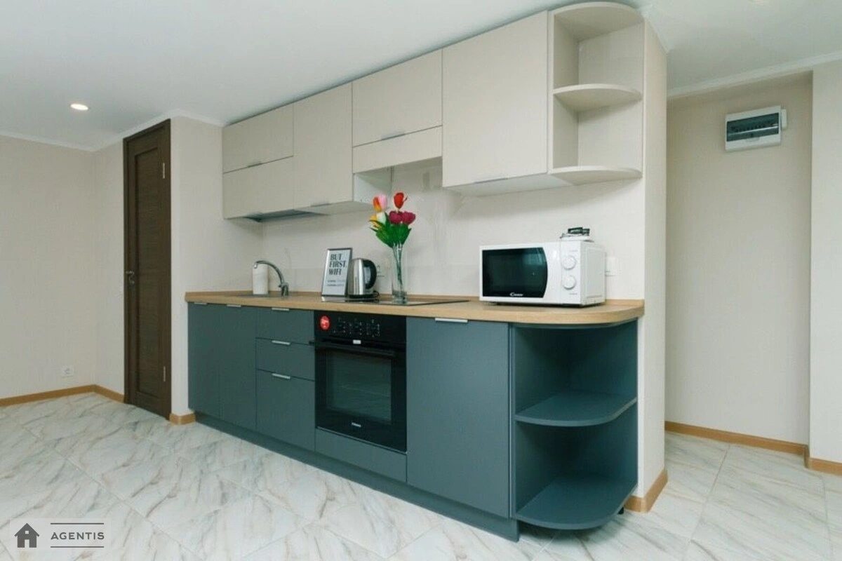 Apartment for rent. 1 room, 70 m², 12 floor/13 floors. 41, Mashynobudivna 41, Kyiv. 