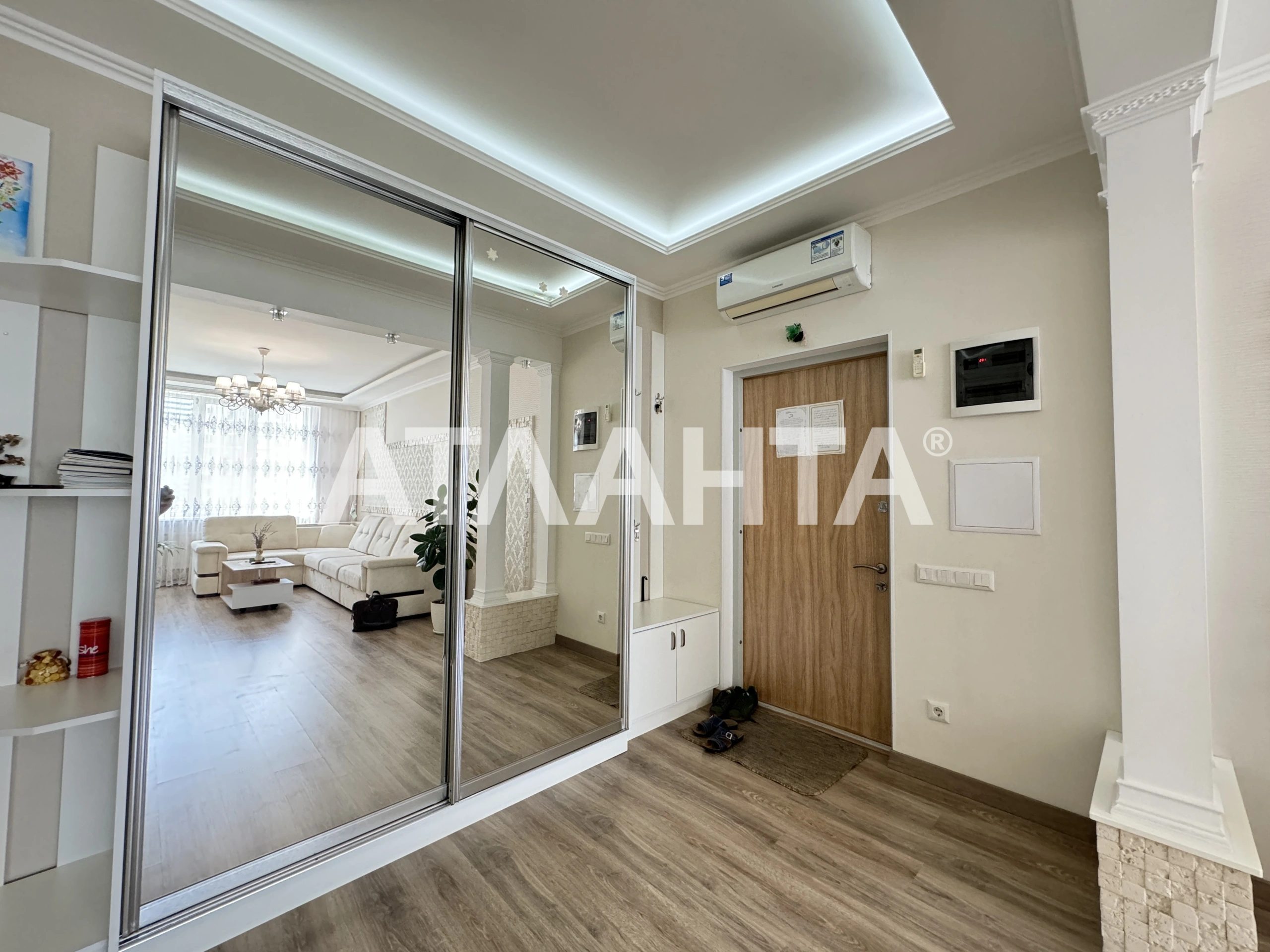 A cozy apartment for sale in the residential complex "Altair-1"