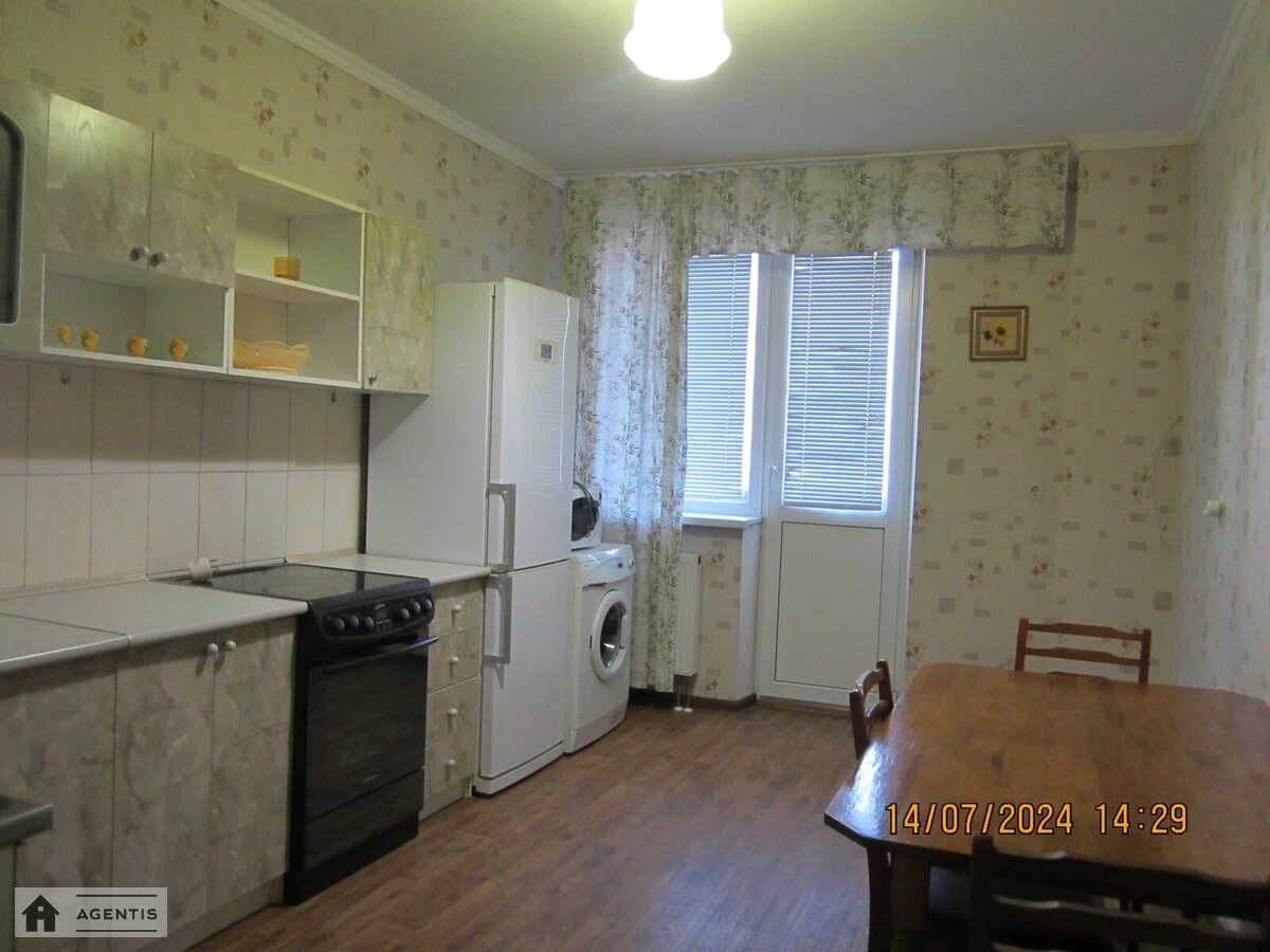 Здам квартиру. 1 room, 62 m², 3rd floor/24 floors. Бориспільська 4, Київ. 