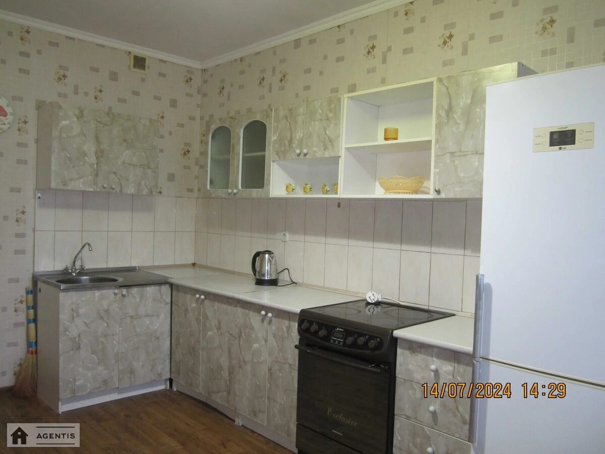 Здам квартиру. 1 room, 62 m², 3rd floor/24 floors. Бориспільська 4, Київ. 