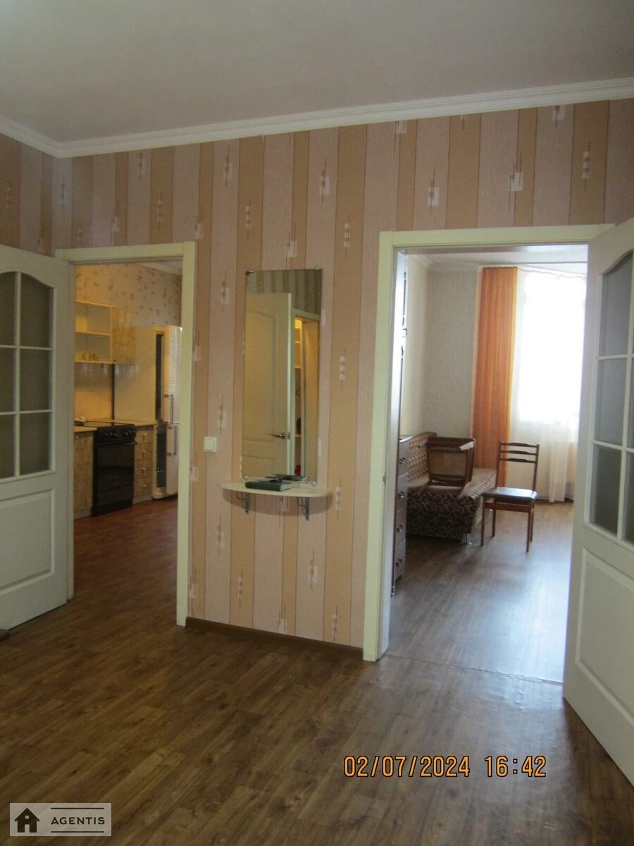 Здам квартиру. 1 room, 62 m², 3rd floor/24 floors. Бориспільська 4, Київ. 