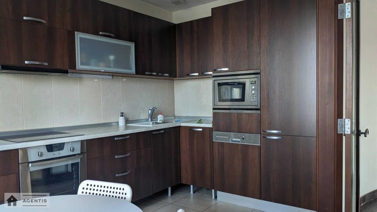 Здам квартиру. 4 rooms, 163 m², 8th floor/16 floors. 4, Микільсько-Слобідська 4, Київ. 