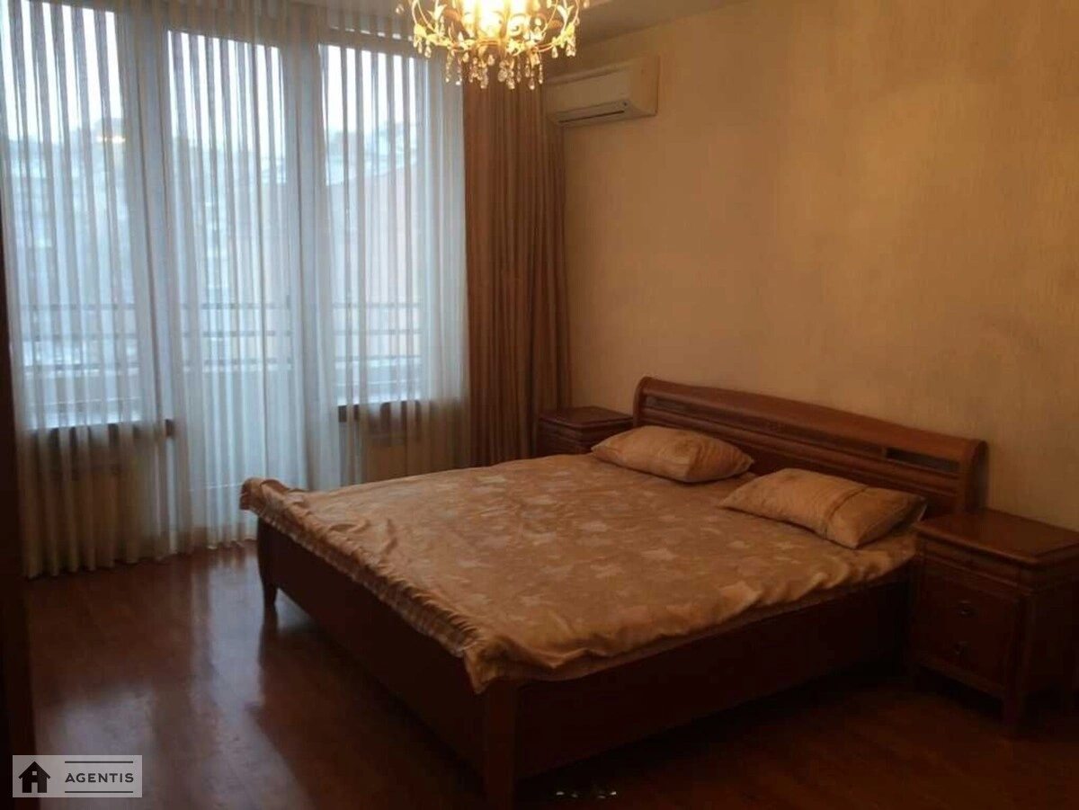 Сдам квартиру. 2 rooms, 98 m², 6th floor/14 floors. 59, Жилянская 59, Киев. 