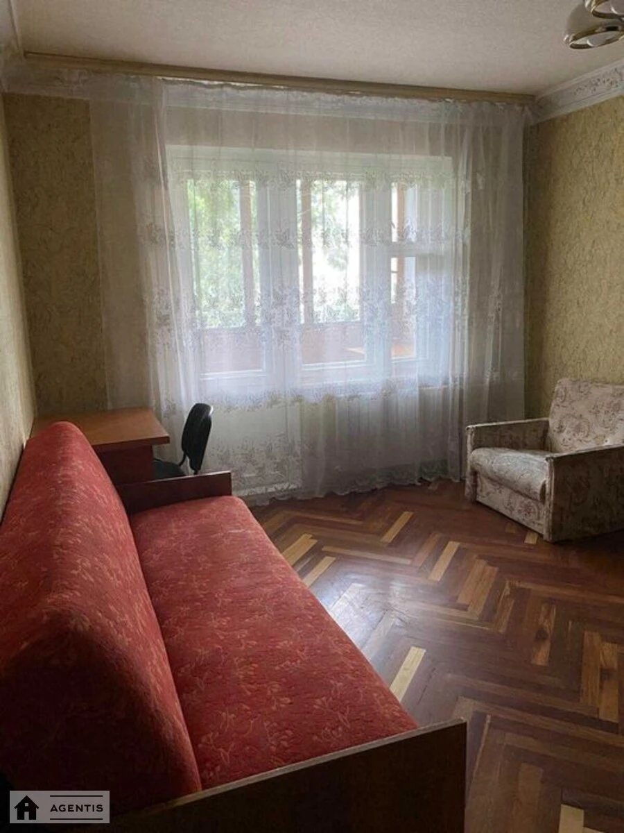 Сдам квартиру. 2 rooms, 56 m², 5th floor/16 floors. 7, Ревуцкого 7, Киев. 