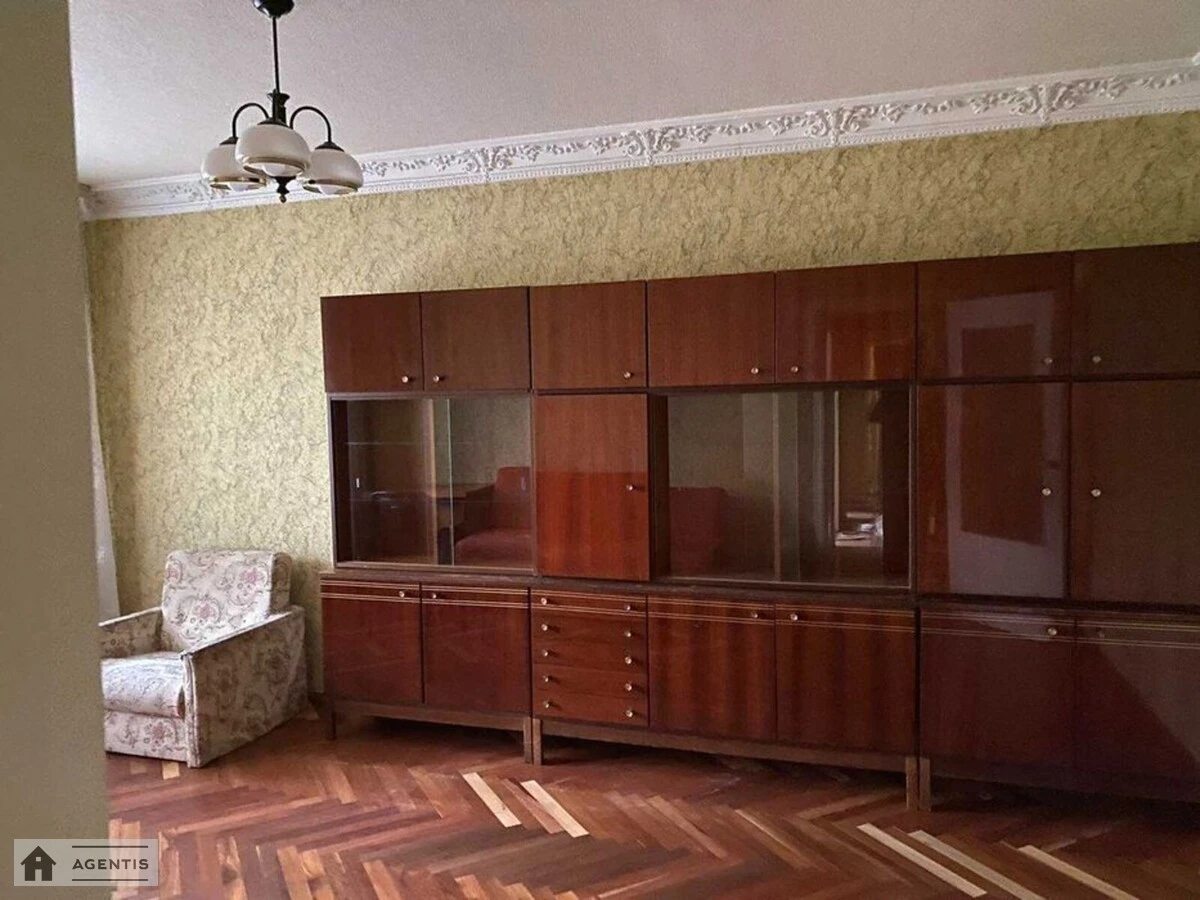 Сдам квартиру. 2 rooms, 56 m², 5th floor/16 floors. 7, Ревуцкого 7, Киев. 