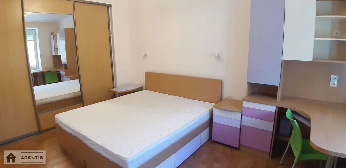 Apartment for rent. 2 rooms, 60 m², 2nd floor/5 floors. 19, Ioanna Pavla II vul. Patrisa Lumumby, Kyiv. 