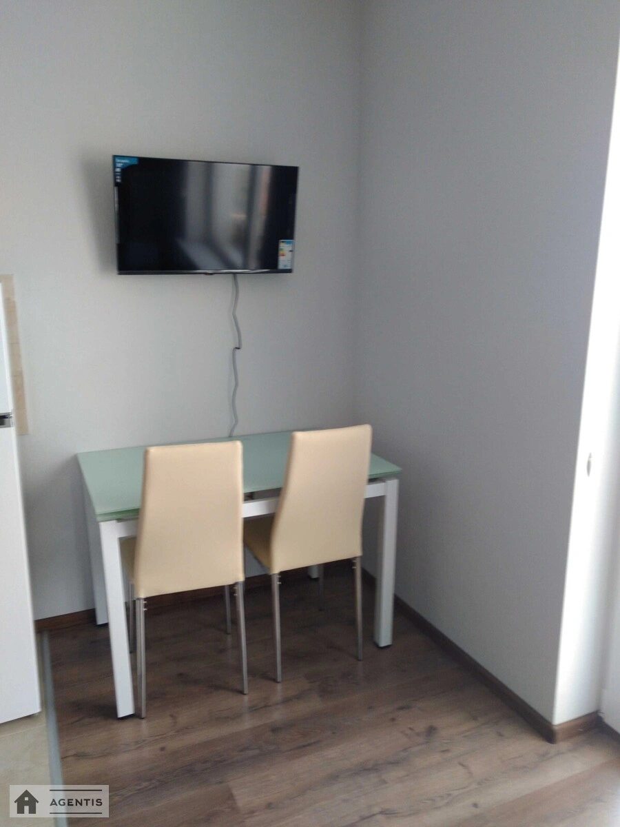 Сдам квартиру. 1 room, 33 m², 8th floor/19 floors. Берестейський просп. (Перемоги), Киев. 