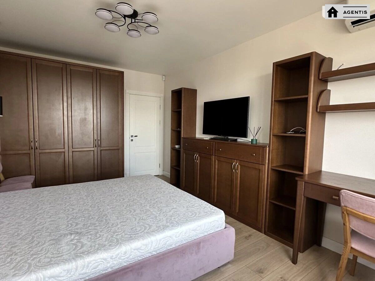 Apartment for rent. 3 rooms, 120 m², 24 floor/26 floors. 1, Sholudenka 1, Kyiv. 
