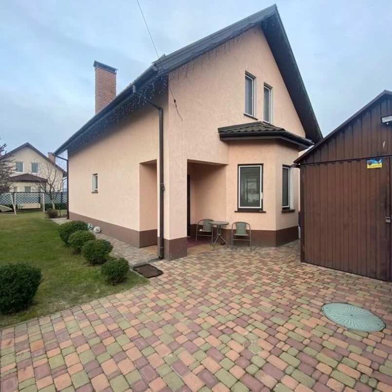 House for sale. 4 rooms, 133 m², 2 floors. Kyyliv. 