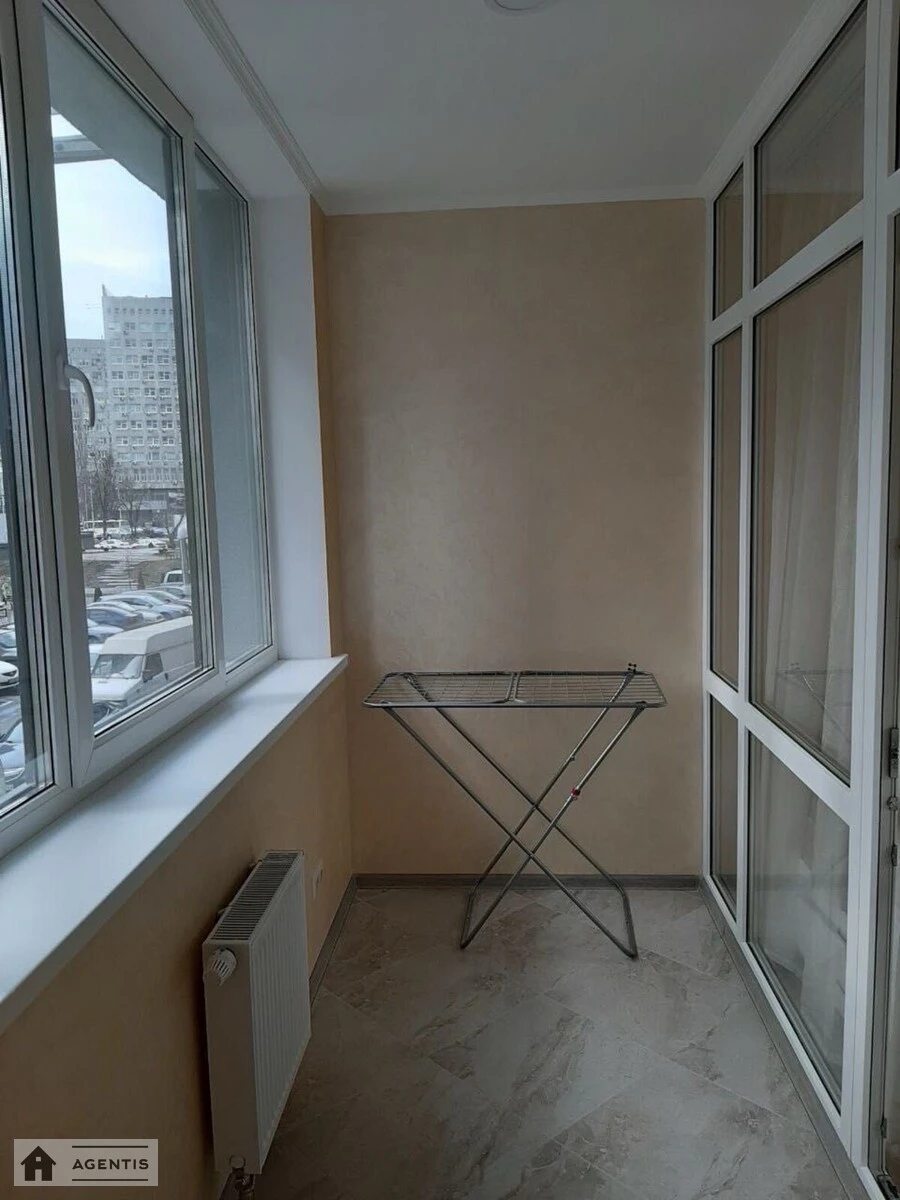 Здам квартиру. 1 room, 45 m², 2nd floor/25 floors. Євгена Сверстюка вул. (Марини Раскової), Київ. 