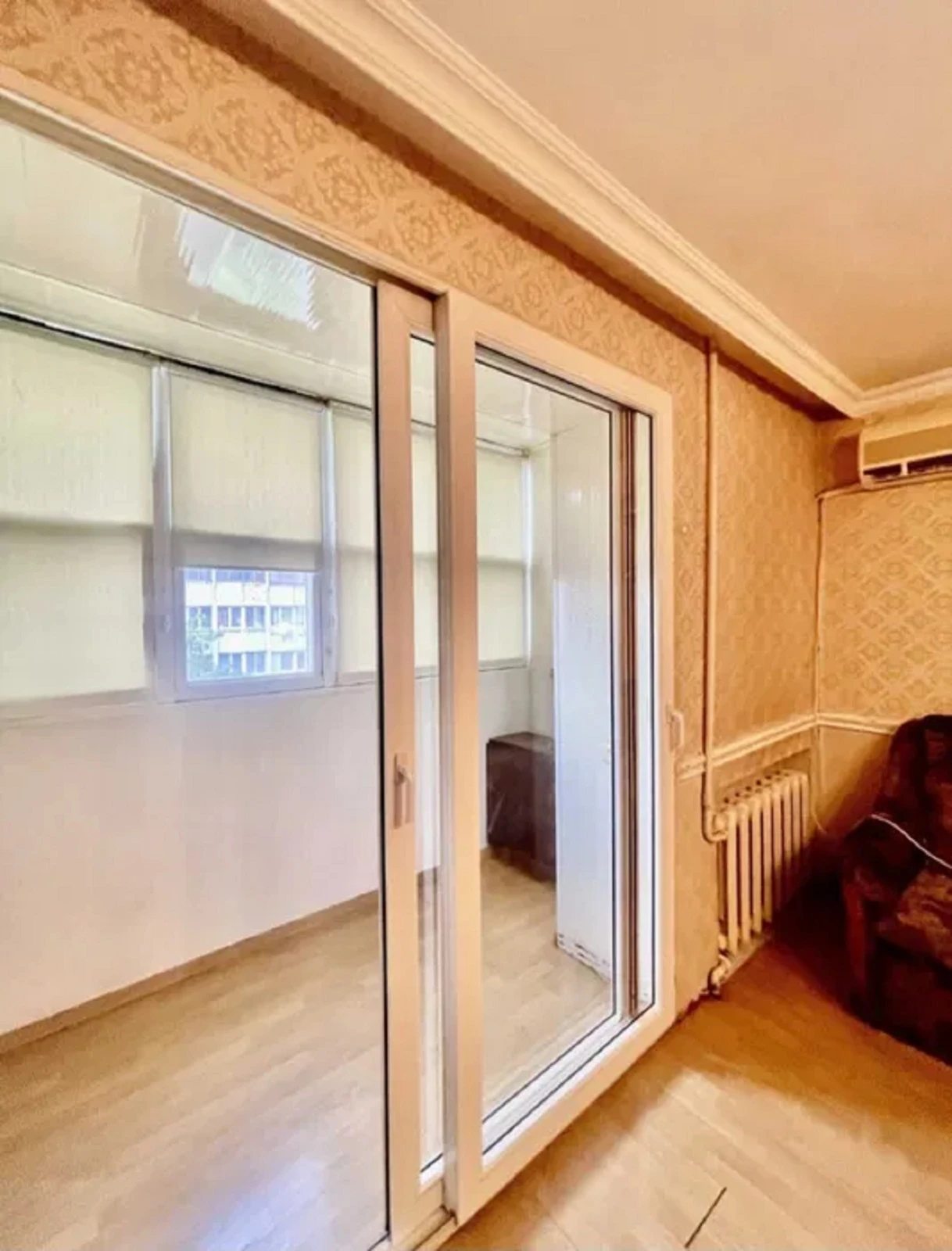 Apartments for sale. 3 rooms, 68 m², 5th floor/9 floors. 57, Ylfa y Petrova , Odesa. 