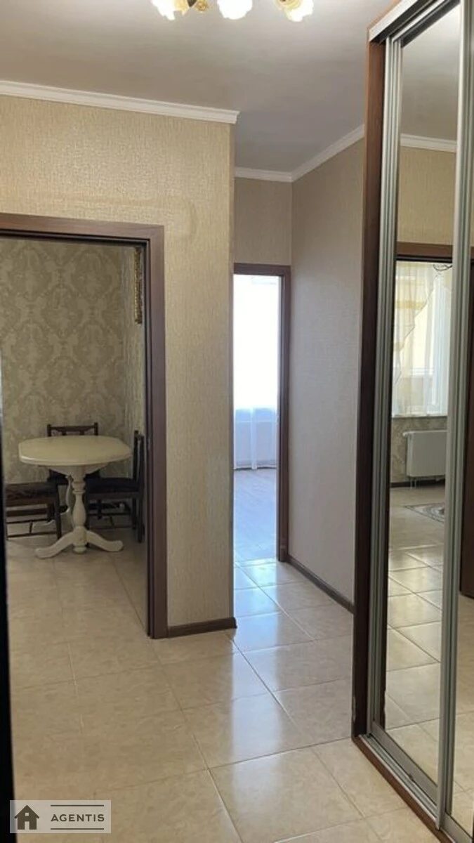 Сдам квартиру. 1 room, 45 m², 14 floor/17 floors. Сергія Данченка вул., Киев. 