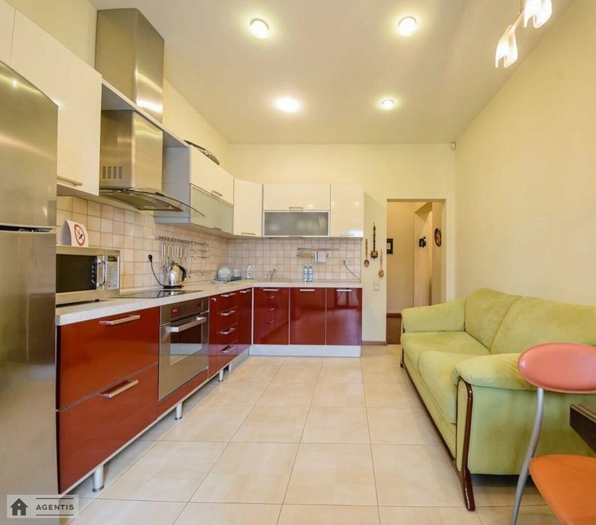 Apartment for rent. 3 rooms, 78 m², 11 floor/20 floors. 44, Shota Rustaveli vul., Kyiv. 