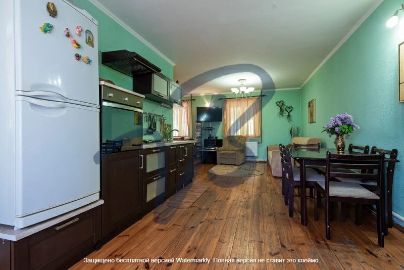 House for sale. 5 rooms, 290 m², 3 floors. 22, Chubarya, Baryshevka. 