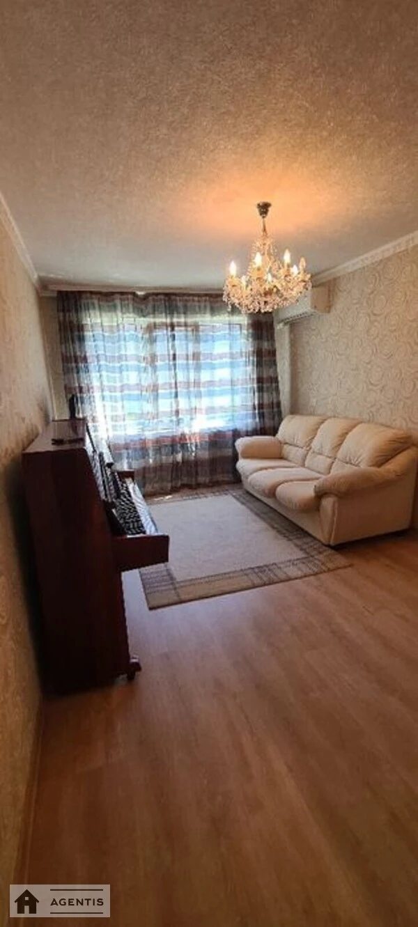 Здам квартиру. 3 rooms, 60 m², 3rd floor/9 floors. Героїв полку Азов вул., Київ. 