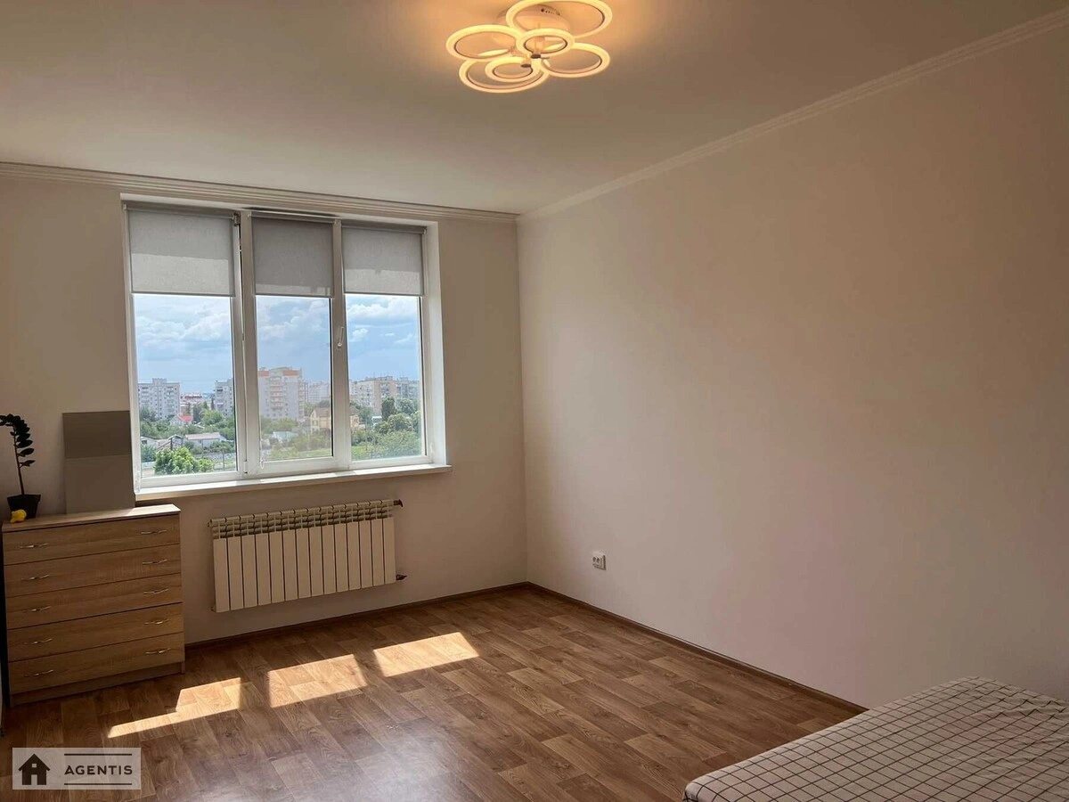 Сдам квартиру. 1 room, 43 m², 8th floor/10 floors. 21, Леси Украинки 21, Киев. 