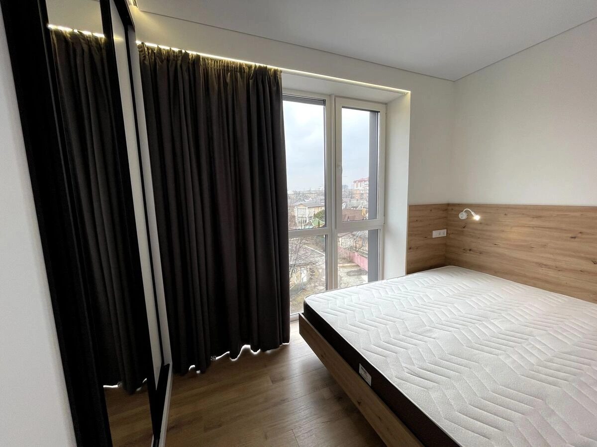 Apartment for rent. 2 rooms, 32 m², 1st floor/5 floors. 10, Estonska 10, Kyiv. 