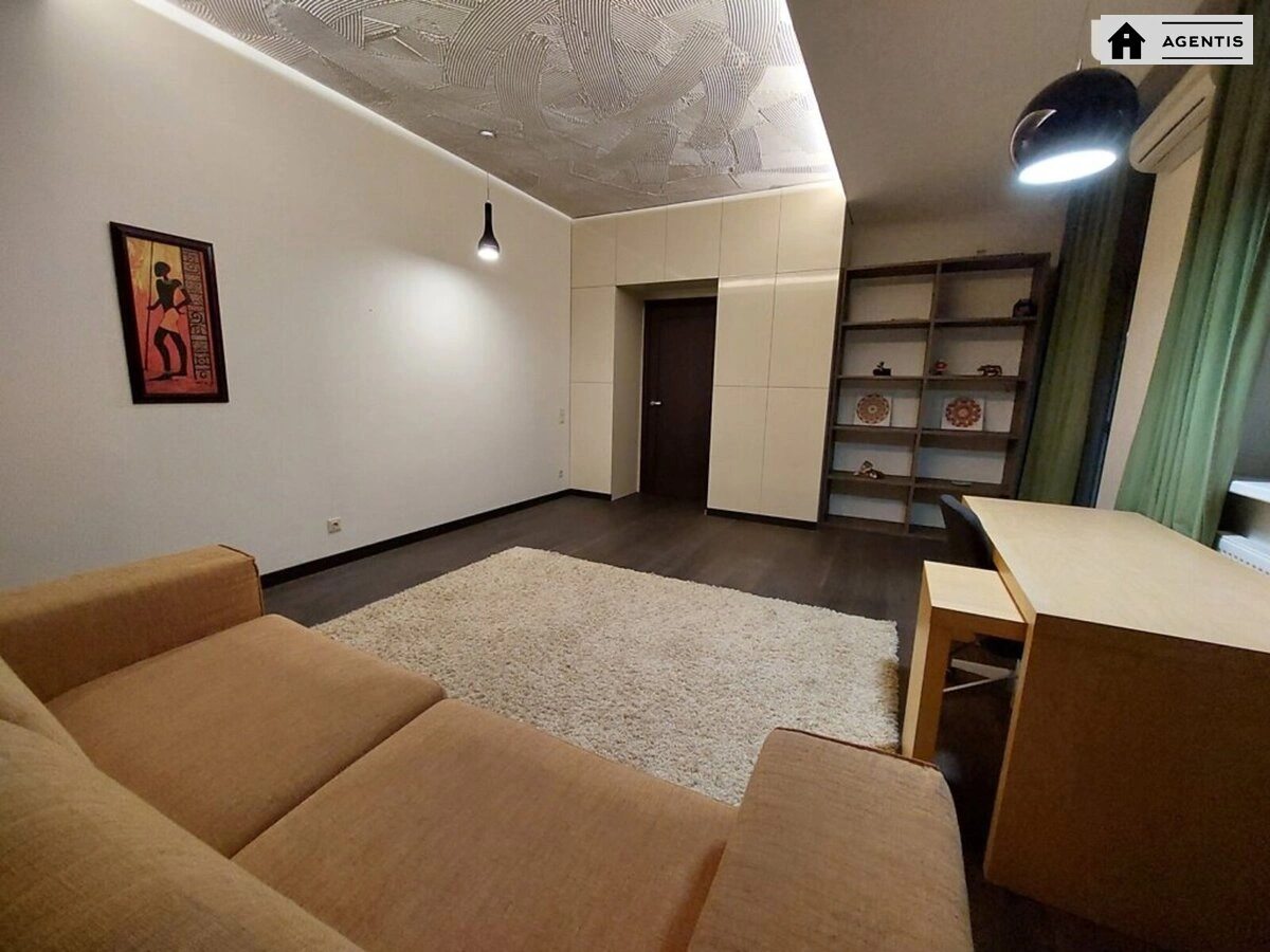 Apartment for rent. 4 rooms, 150 m², 11 floor/22 floors. 32, Yevhena Konovaltsya vul. Shchorsa, Kyiv. 