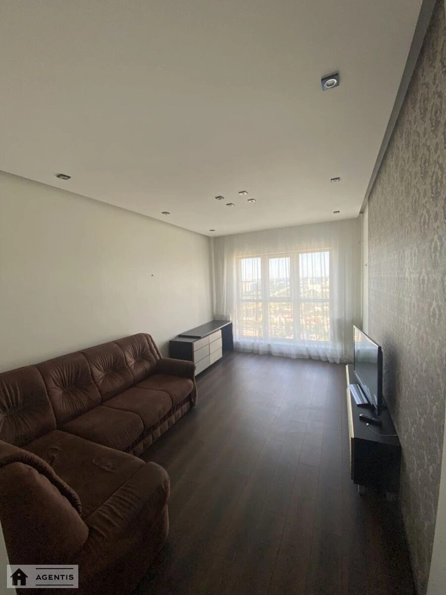 Apartment for rent. 2 rooms, 70 m², 32 floor/34 floors. 19, Kharkivske 19, Kyiv. 