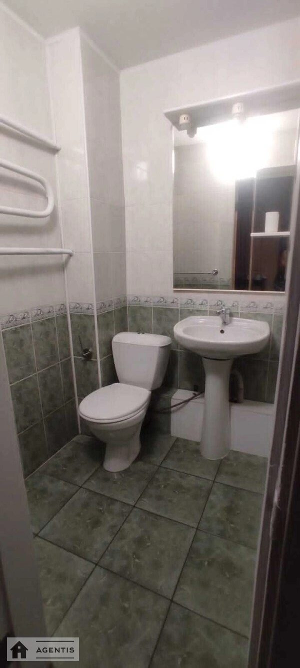 Здам квартиру. 1 room, 29 m², 3rd floor/9 floors. 20, Кловський 20, Київ. 