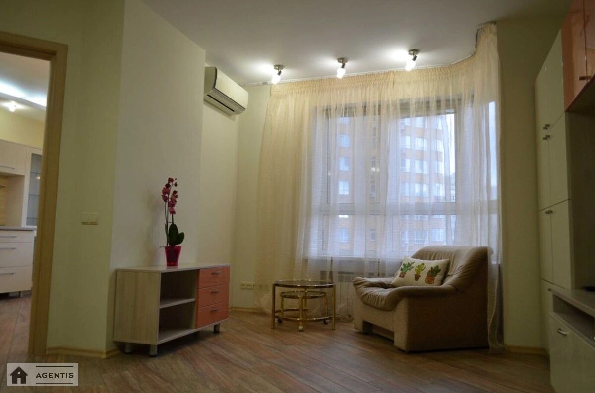 Сдам квартиру. 1 room, 45 m², 9th floor/16 floors. 2, Олександра Мишуги вул., Киев. 