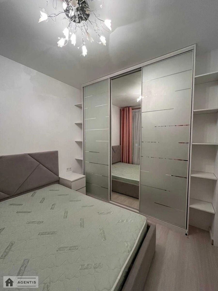 Apartment for rent. 1 room, 37 m², 2nd floor/25 floors. 4, Oleksandra Olesya vul., Kyiv. 