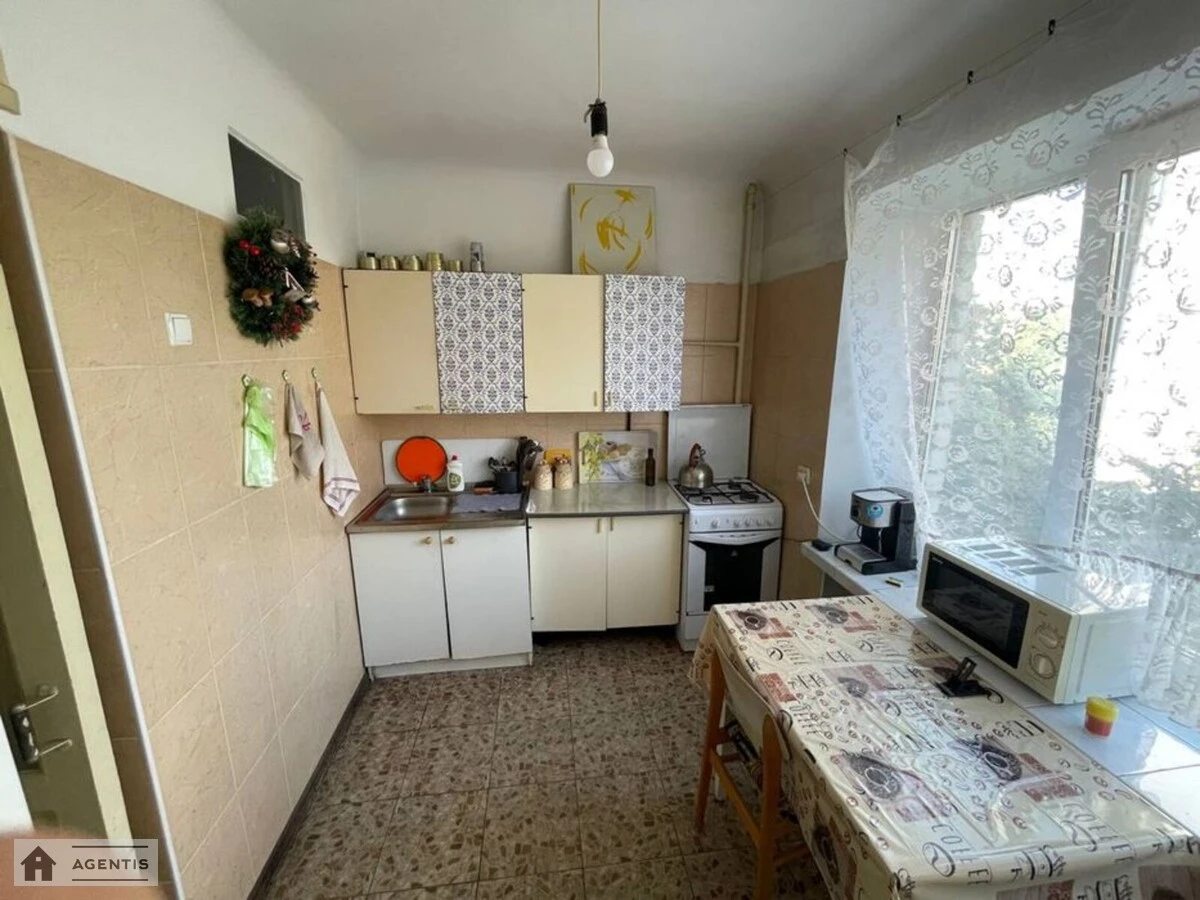 Apartment for rent. 1 room, 30 m², 4th floor/9 floors. 23, Obolonska 23, Kyiv. 