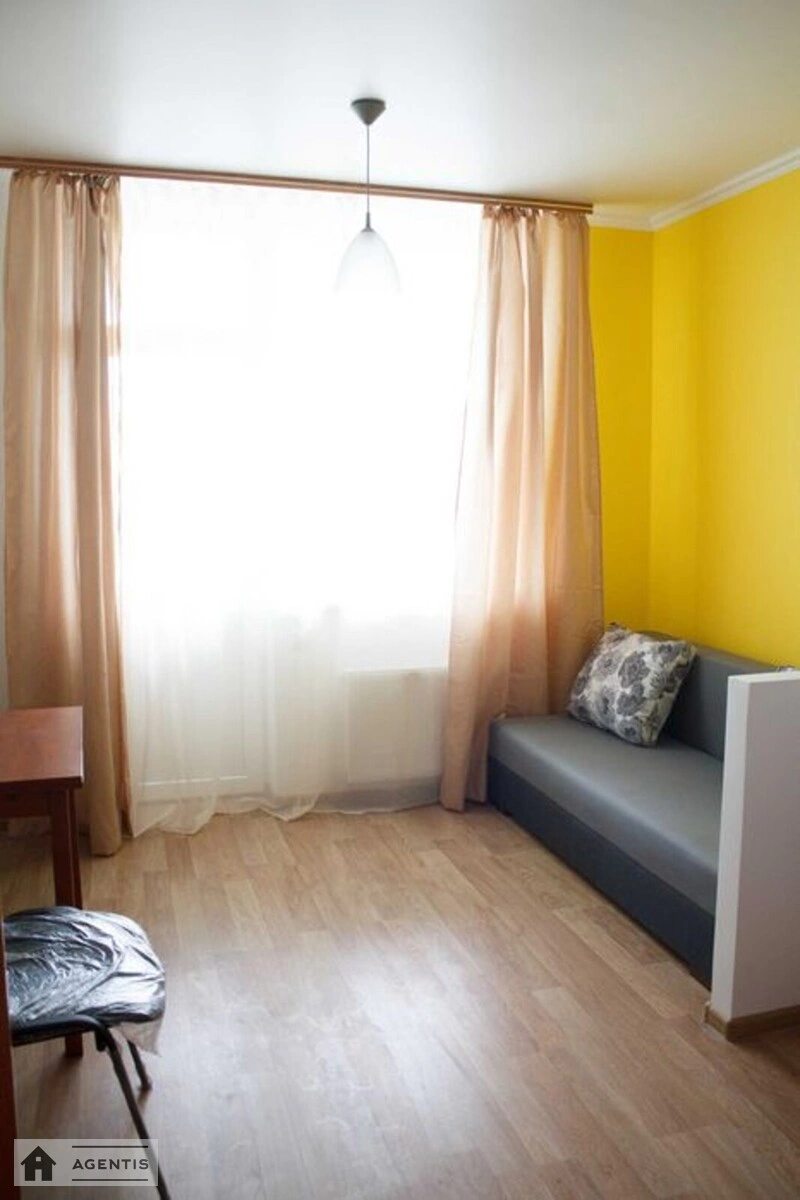 Apartment for rent. 1 room, 27 m², 7th floor/26 floors. Yuriya Illyenka vul. Melnykova, Kyiv. 