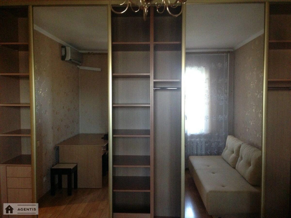 Здам квартиру. 2 rooms, 78 m², 13 floor/16 floors. 15, Автозаводська 15, Київ. 