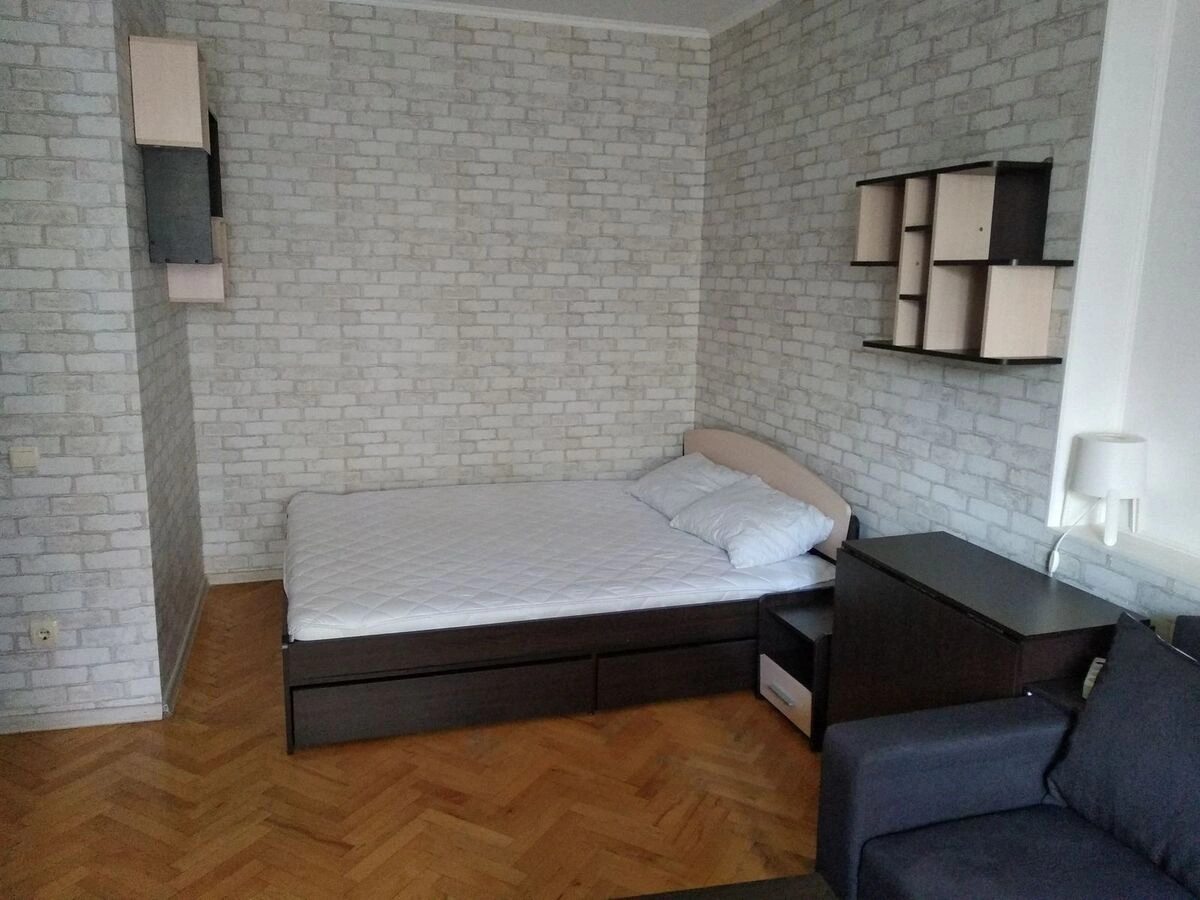 Сдам квартиру. 1 room, 32 m², 4th floor/5 floors. 1, Берестейський просп. (Перемоги), Киев. 