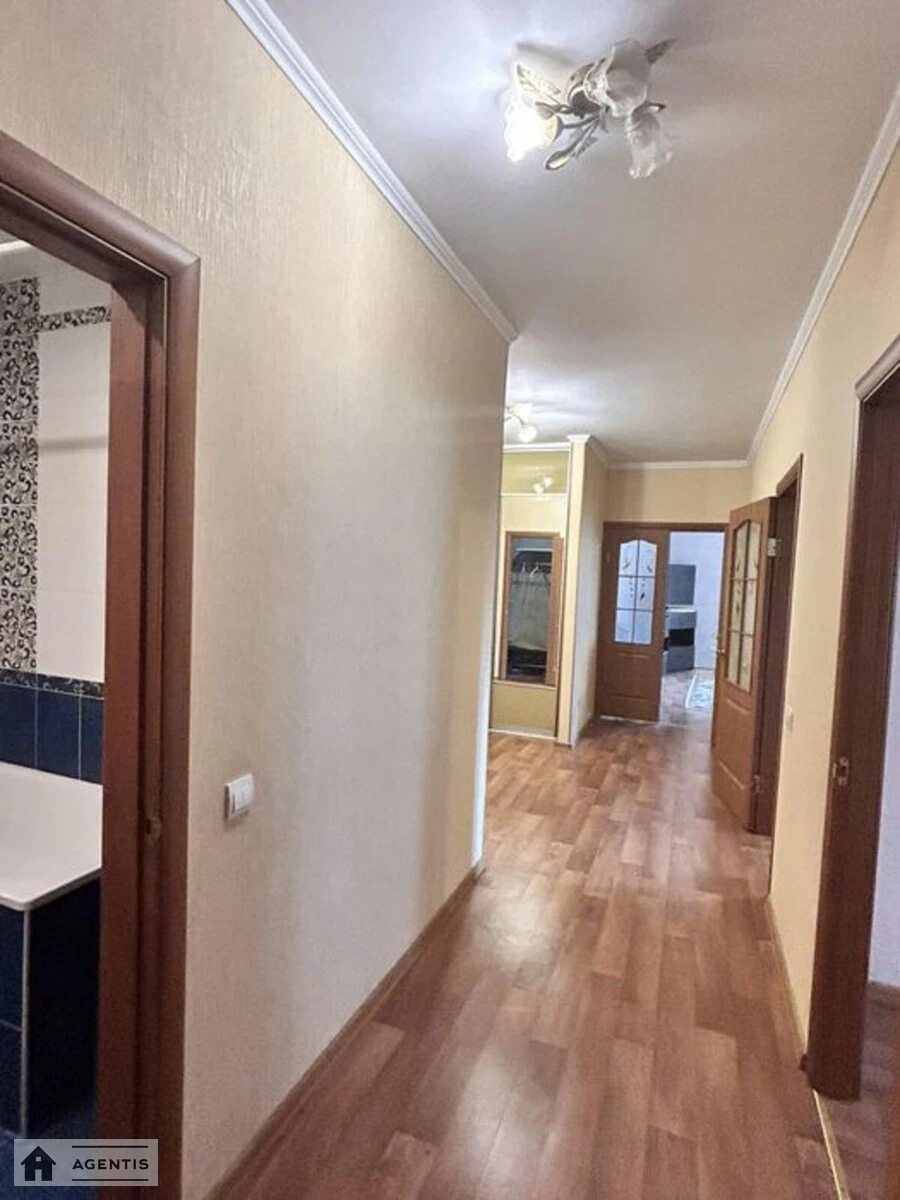 Apartment for rent. 2 rooms, 85 m², 9th floor/24 floors. Desnyanskyy rayon, Kyiv. 