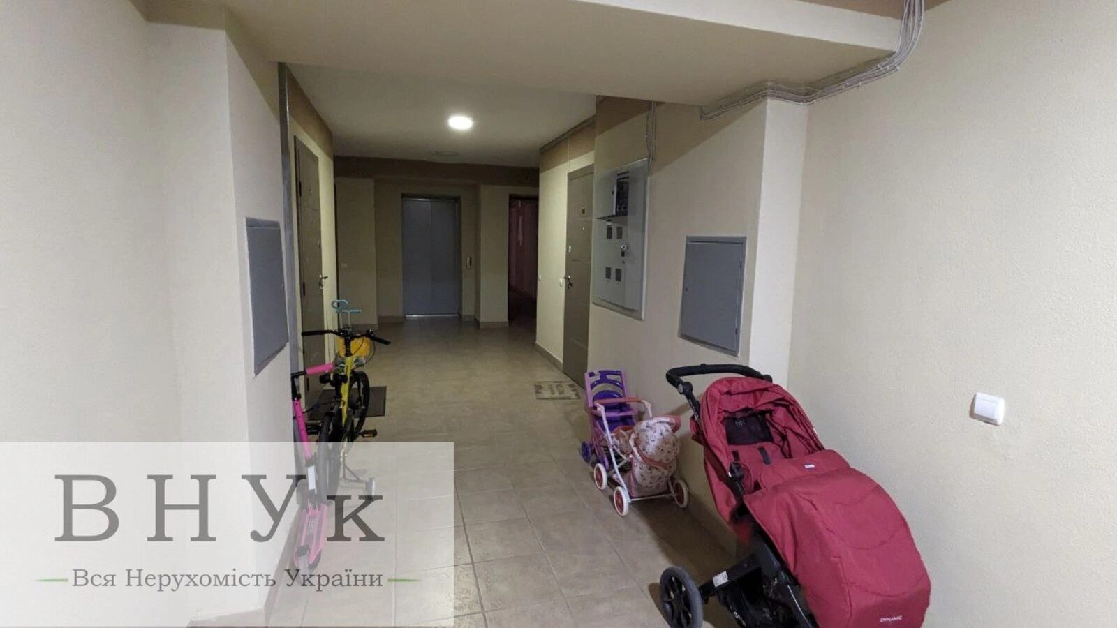 Продаж квартири. 1 room, 37 m², 4th floor/10 floors. Підволочиське шосе, Тернопіль. 