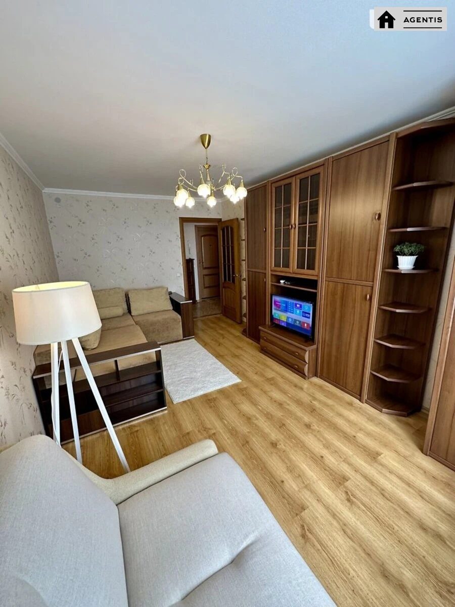 Apartment for rent. 1 room, 36 m², 9th floor/16 floors. 45, Demiyivska 45, Kyiv. 